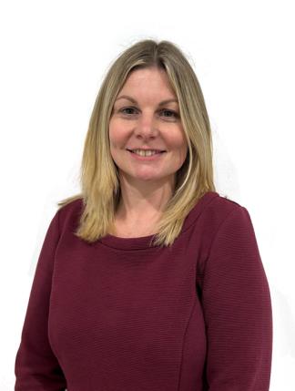 Mrs L Ravenscroft
